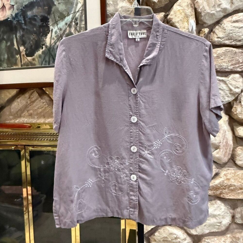 Vintage women’s David Dart sport embroidered  top size L